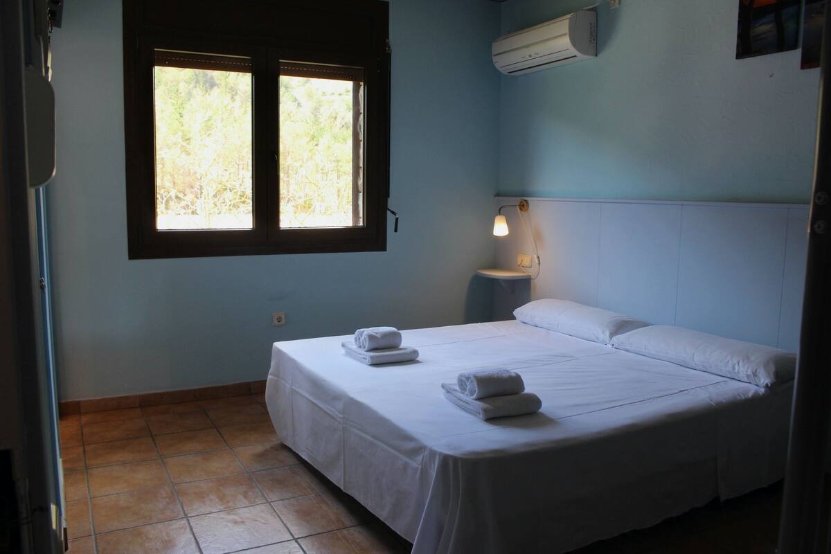 Double Room | Free WiFi