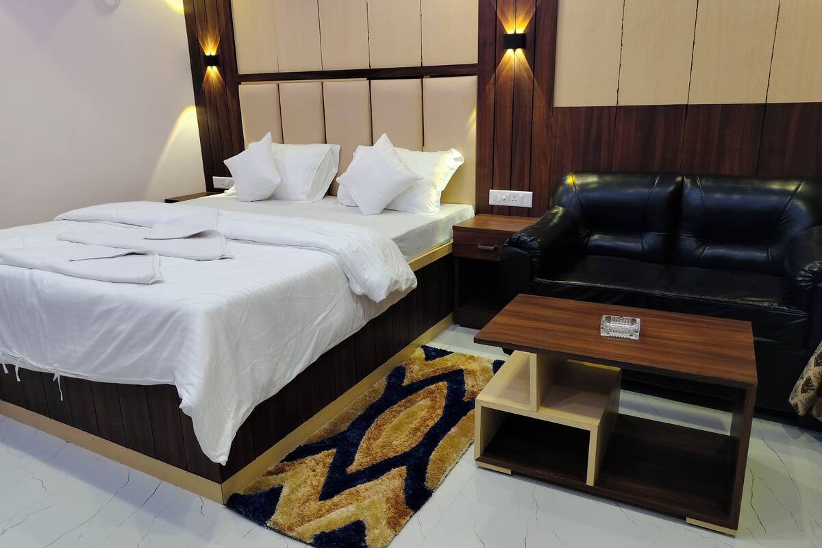 Classic Double Room, Sea View | Ruang kerja komputer riba 