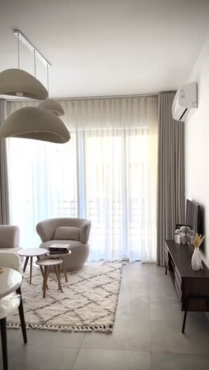 Smart TV - Hotel Apartment at Cairo Madinaty (Cairo Governorate)