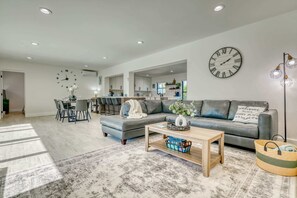 TV, offices - Venice 3BR Canal Home | Heated Pool, Near Braves (Venice)