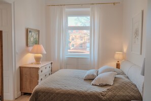 2 soverom, strykejern/-brett, wi-fi og sengetøy