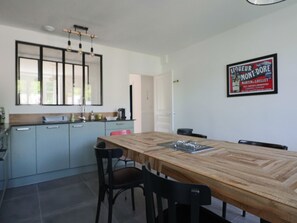 Dining - Renovated Apartment in La Bourboule, 6 pers., 3 bedrooms (La Bourboule)