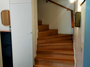 Interior - L'R du Roc: 4* Duplex Apartment with Terrace and Garage (La Bourboule)