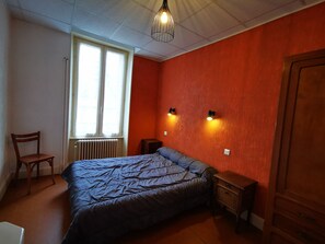2 makuuhuonetta, ilmainen Wi-Fi