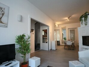TV - Spacious house for up to 8 people in La Bourboule (La Bourboule)