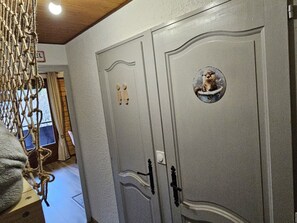 Interior - Châtel Studio for 4 with Parking and WIFI (Châtel)