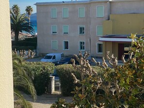 Exterior - Peaceful apartment in La Ciotat, beachfront, with parking (La Ciotat)