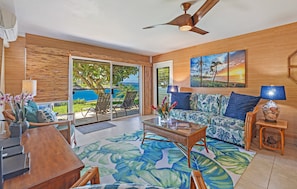 Smart TV - Oceanfront Retreat w/ Sunset Views, AC & Private Lanai - Kahana Sunset B4B (Lahaina)