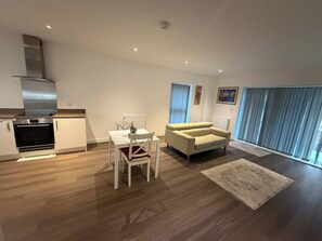 Apartment, 2 Bedrooms, Balcony | Living area - Cozy Arsenal Home for all (London)