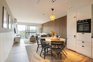 Dining - 2 bedroom accommodation in Oostduinkerke (Oostduinkerke)