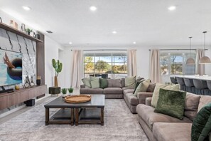 Room - Unique Masterpiece 15 En-Suites! Vpr104 (Kissimmee)