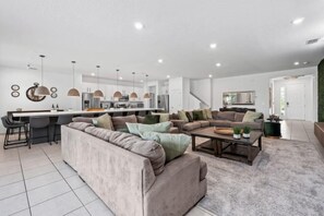 Room - Unique Masterpiece 15 En-Suites! Vpr104 (Kissimmee)