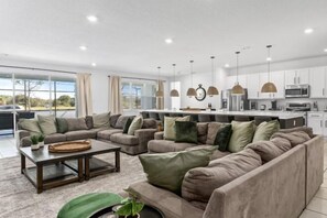 Room - Unique Masterpiece 15 En-Suites! Vpr104 (Kissimmee)