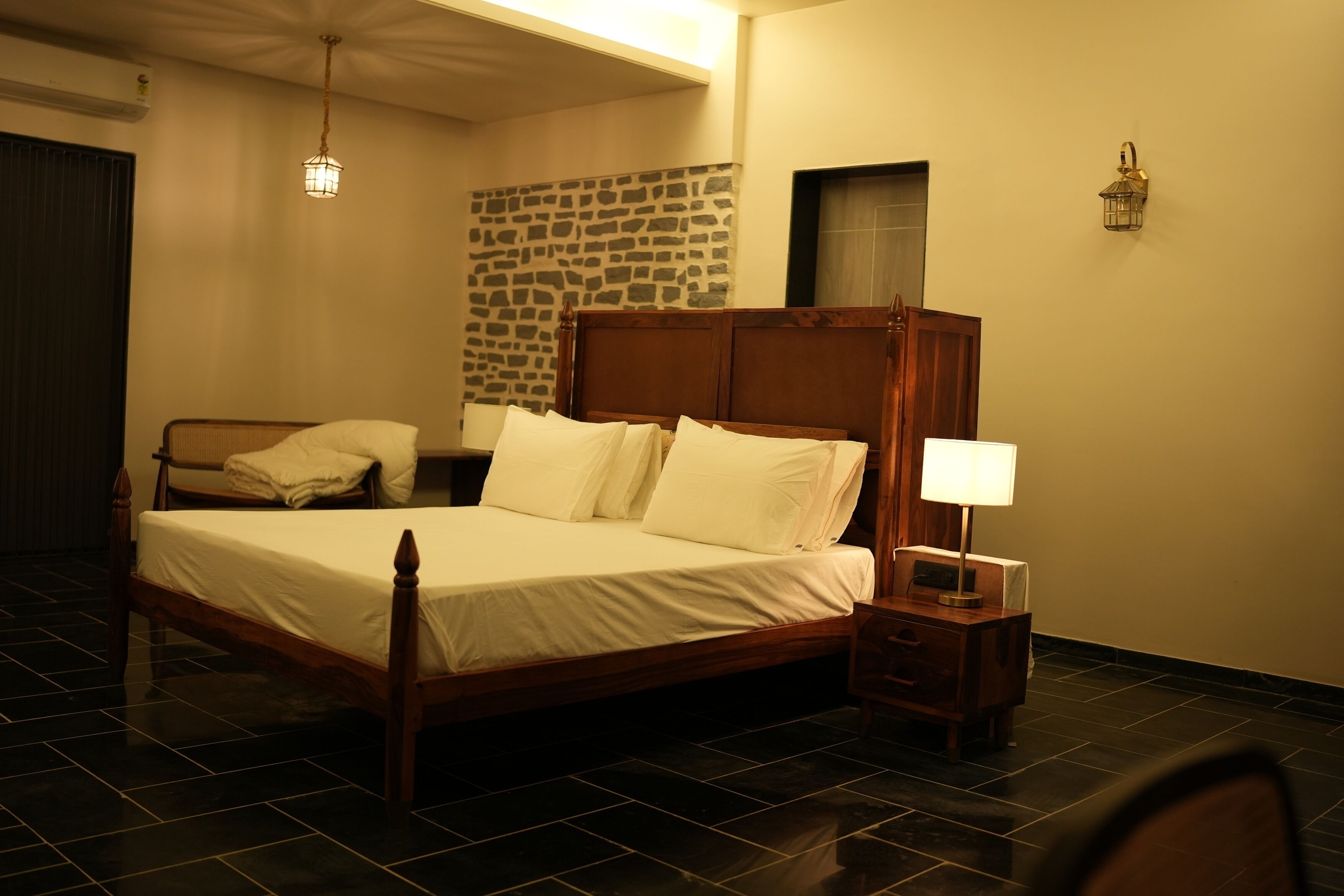 書桌、熨斗/熨衣板、免費無線上網