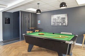 Games room - Student Only Myrtle Court (Liverpool)