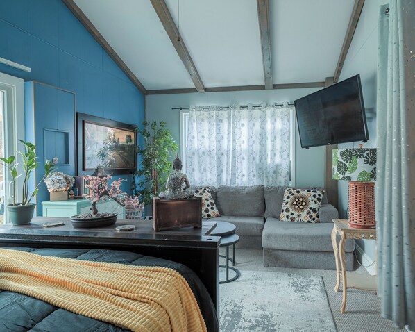 1 habitación, tabla de planchar con plancha, wifi y ropa de cama