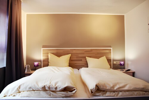 Room '1_Doppelzimmer Nr 1' with Wi-Fi