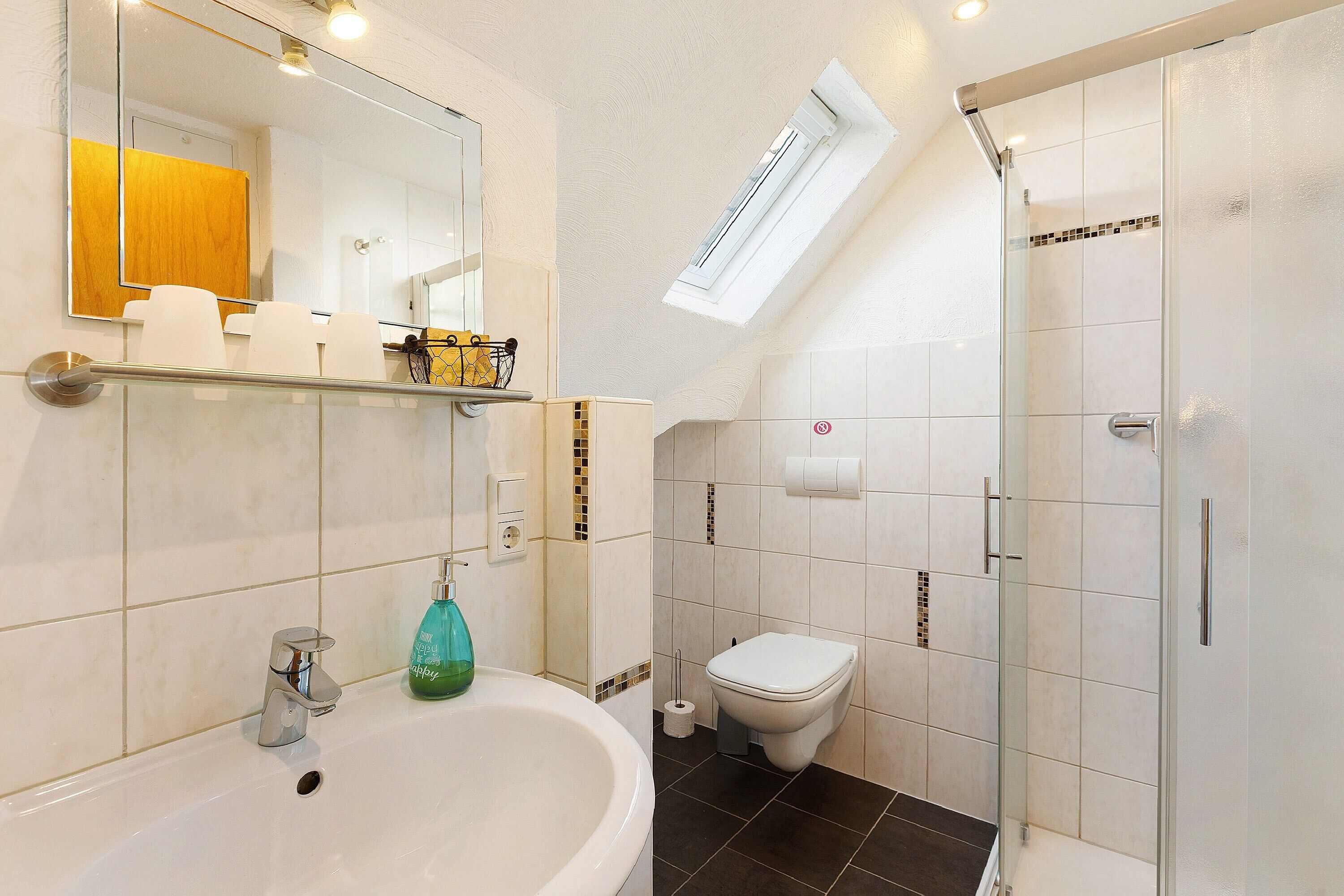 Shower, towels