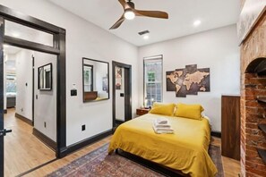 Room - Spacious, Historic 4Br Logan Circle Townhome (Washington D.C.)