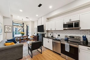 Room - Spacious, Historic 4Br Logan Circle Townhome (Washington D.C.)