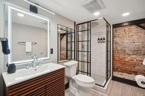 Room - Spacious, Historic 4Br Logan Circle Townhome (Washington D.C.)