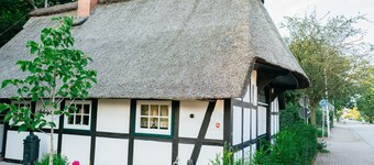 Cottage by the Lake with Garden, Fireplace, Private Terrace & Wi-Fi