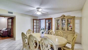 Apartment (3 Bedrooms) | Interior