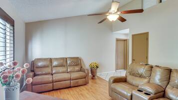 아파트 (3 Bedrooms) | 내부