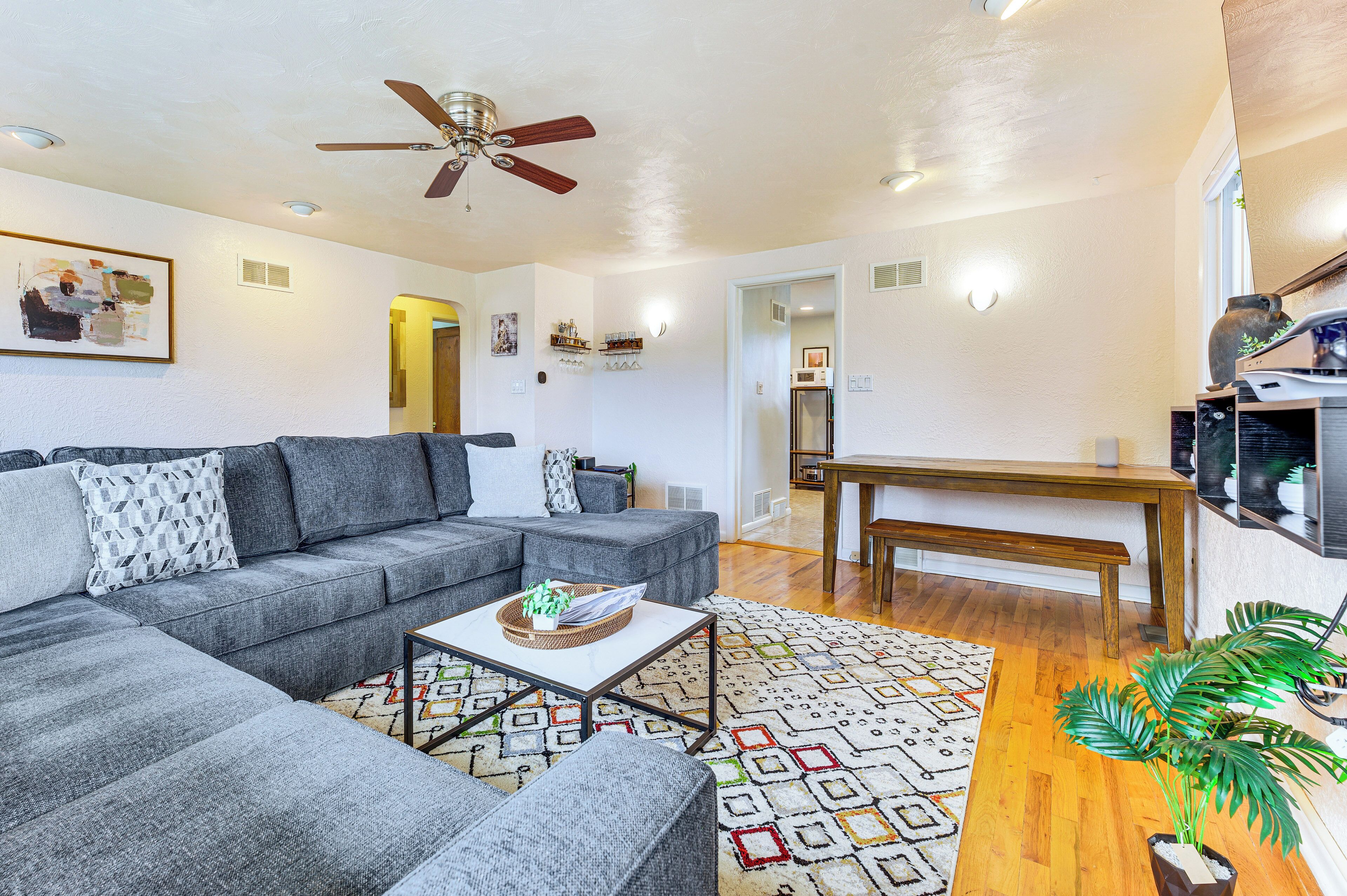 House (2 Bedrooms) | Interior