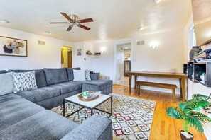 House (2 Bedrooms) | Interior - Walk to Old Town Lafayette! Cozy Couples Escape (Lafayette)