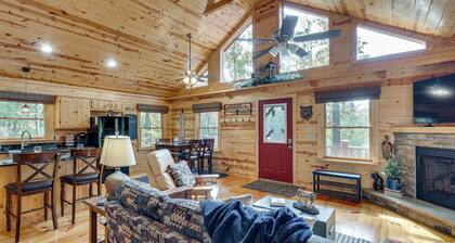 Mount Haven Retreat : Escape With Screened Porch!