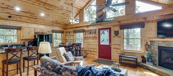 Mount Haven Retreat : Escape With Screened Porch!