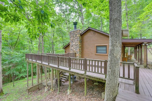 Lake Access & Hot Tub! Serene Rockbridge Cabin