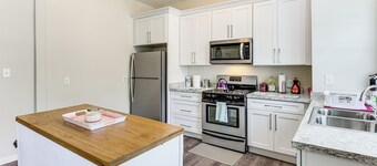 'doris & Susan's Place' - Historic Tuskegee Home