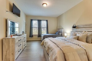 House (4 Bedrooms) | Interior - 'doris & Susan's Place' - Historic Tuskegee Home (Tuskegee)