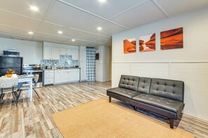 House (1 Bedroom) | Interior
