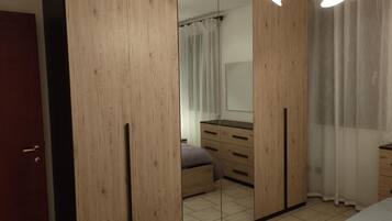 2 多间卧室、WiFi、床单