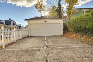 Apartment (2 Bedrooms) | Interior - Easy Commute to Newark & Nyc! Extended Stay Unit (Irvington)