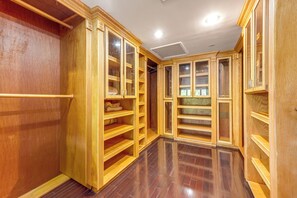 Apartment (2 Bedrooms) | Interior - 2 Mi to Dtwn Freeport! Apt w/ Deck in Baldwin (Baldwin)