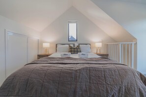 1 bedroom, WiFi, bed sheets - Cute & Stylish Loft | Affordable City Stay (Christchurch)