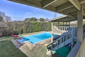 Outdoor pool - Justin Richardson Home w/ Outdoor Oasis & Movie Room (Richardson)