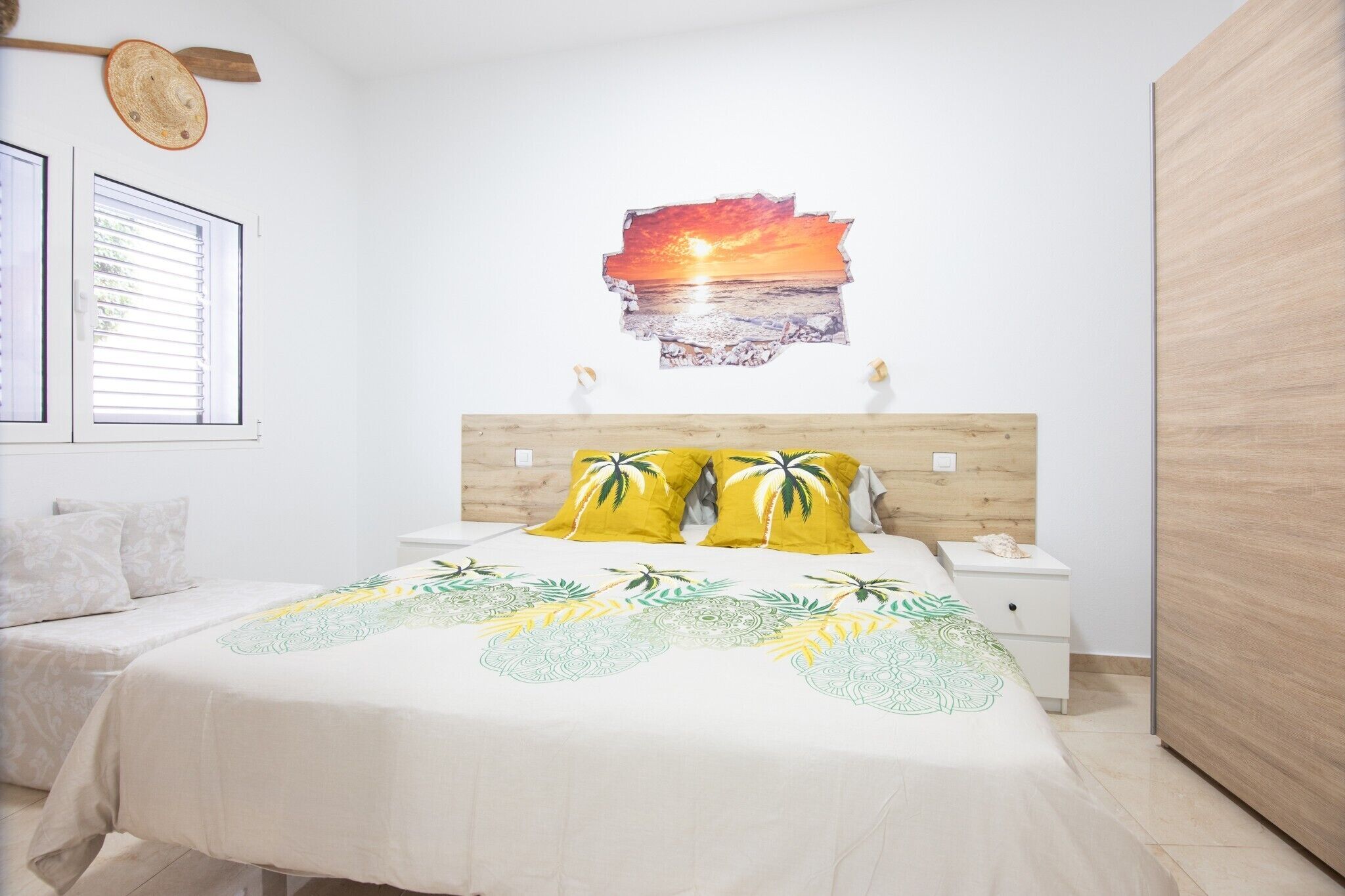 2 dormitorios, tabla de planchar con plancha, wifi y ropa de cama