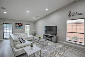 Living area - Collins Family-Friendly Texas Home with Private Pool! (Garland)