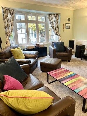 Smart TV - Bayfields house by the Sea, parking, garden, central location (Portsmouth)