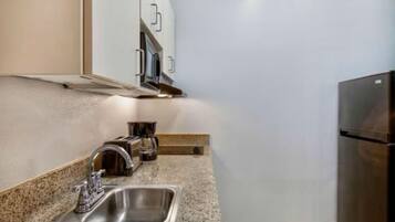 Fridge, microwave, coffee/tea maker