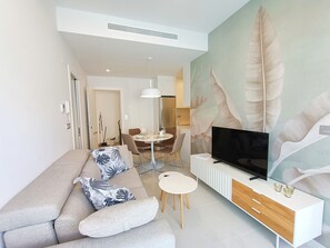 TV - Modern Apartment "R-60-B" in Torrevieja (Torrevieja)