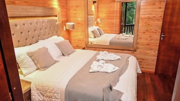 Family Cabin, Balcony, Garden View | Free WiFi