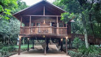 Family Cabin, Balcony, Garden View