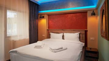 Iron/ironing board, free WiFi