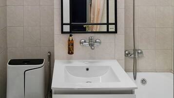 Studio | Salle de bain | Chaussons